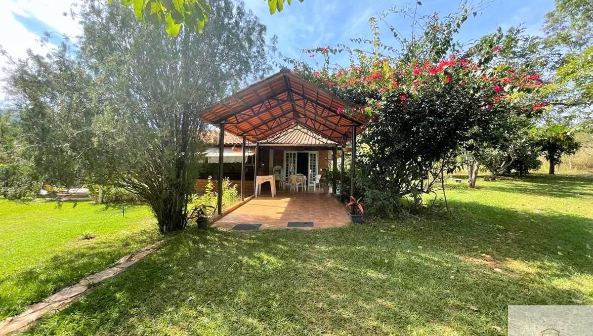 Siqueira Imóveis de Pirenópolis / Goiás / BrasilVenda de Casa em Brasília é na Siqueira Imobiliária de Pirenópolis / Imobiliária de Goiás / Imobiliária do Brasil / Imobiliária do Centro-Oeste / Pirenópolis Imóveis / Imóveis Pirenópolis / Imobiliária de Pirenópolis / Pirenópolis Imobiliária / Goiás Imóveis / Brasil Imóveis / Pirenópolis / Goiás / Brasil / Siqueira Imobiliária de Goiás / Consultoria Imobiliária / Consultor Imobiliário / Venda de Imóveis Pirenópolis / Melhor Imobiliária de Pirenópolis / Venda de pousadas / Venda de terrenos / venda de casas/ Venda de Lotes / Venda de Chácara / Venda de Fazenda / Venda de Apartamentos / Venda de Flat / Venda de Sítio / Brasília Imóveis / Goiânia Imóveis / Imobiliária de Goiânia / Imobiliária de Brasília/ Imobiliária em Pirenópolis / Imobiliária de Pirenópolis / Condomínio Fechado Vaga Fogo / Condomínio Paço da Estalagem / Condomínio Parque da Estalagem / Condomínio Quinta do Sol / Condomínio Fechado Pirenópolis / Cachoeiras Pirenópolis / Restaurante Pirenópolis /WhatsApp Image 2024-06-03 at 09.09.46 (1)Siqueira Imobiliária - Pirenópolis - Goiás - Brasil